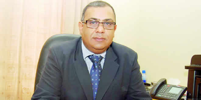 Le Prof Anwar Hussein Subratty