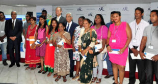 Impôt négatif et salaire minimal