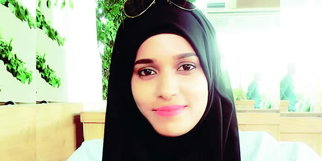 Qayinaat Annowar